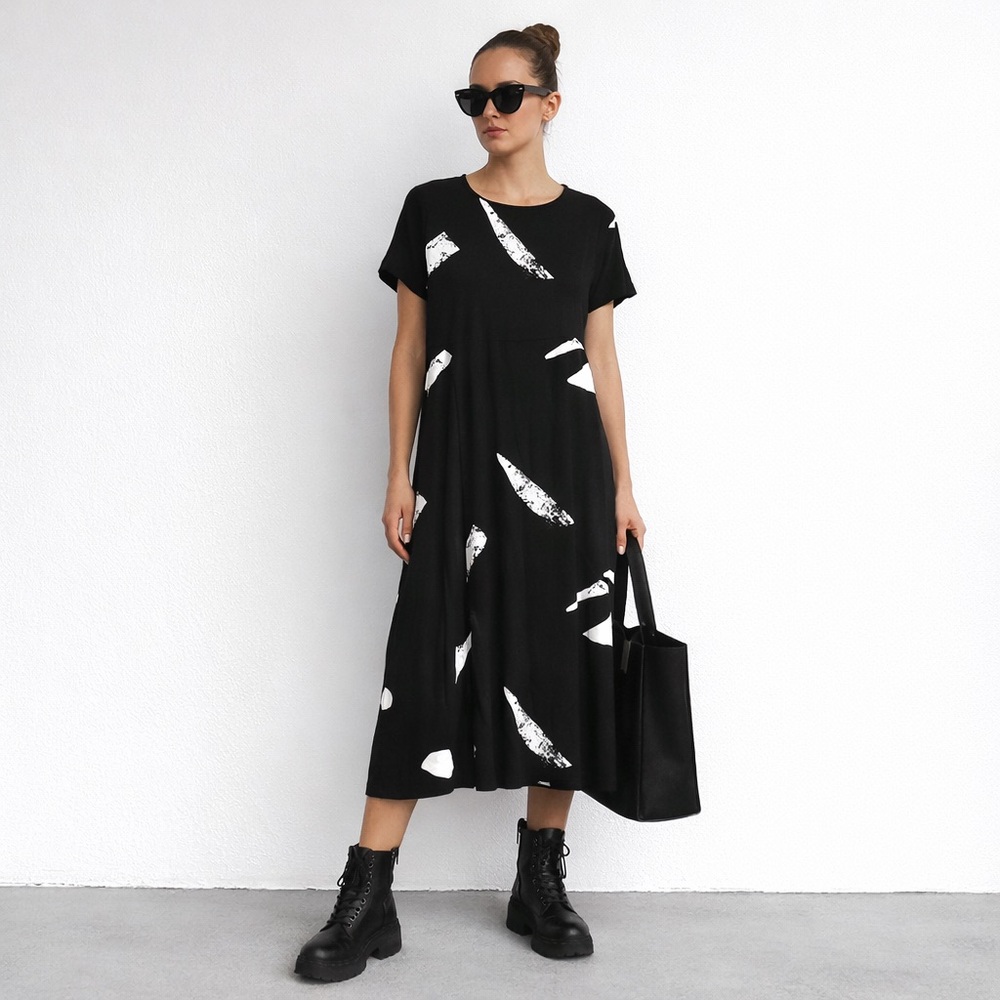 Trine Kryger Simonsen Black and White Abstract Brushstroke Midi A Line Dress 38